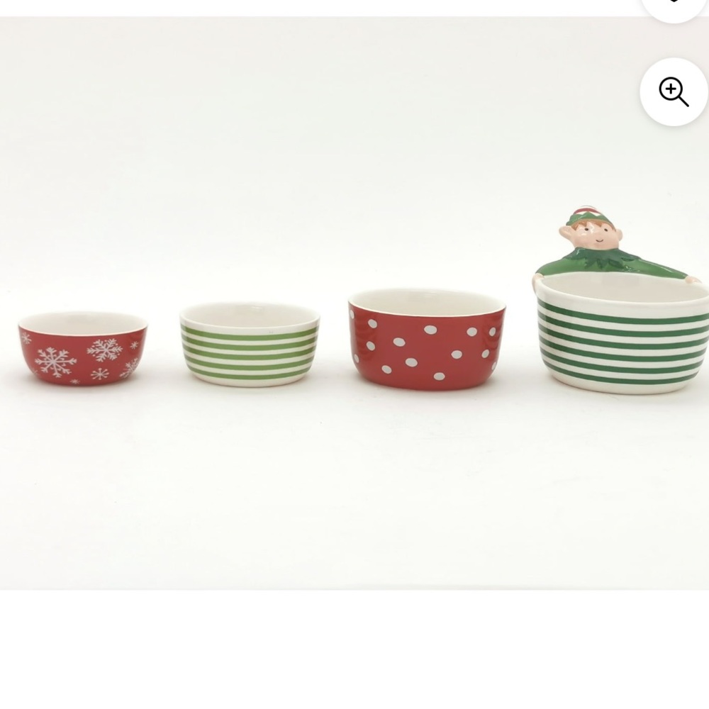 Holiday Time Elf Measuring Cups.